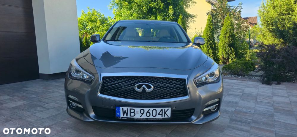 Infiniti Q50 2.0t Premium Sound Studio by Bose - 2