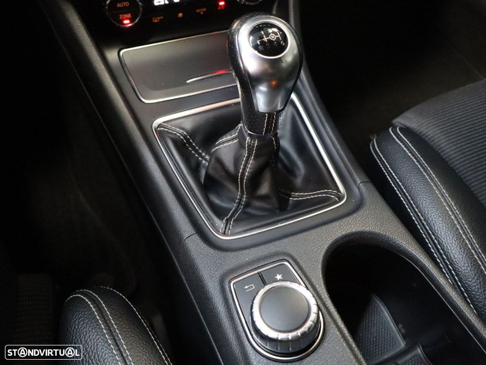 Mercedes-Benz A 180 d Style - 17