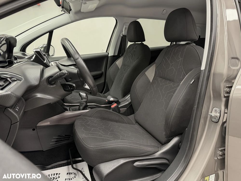 Peugeot 2008 PureTech 82 Style - 7