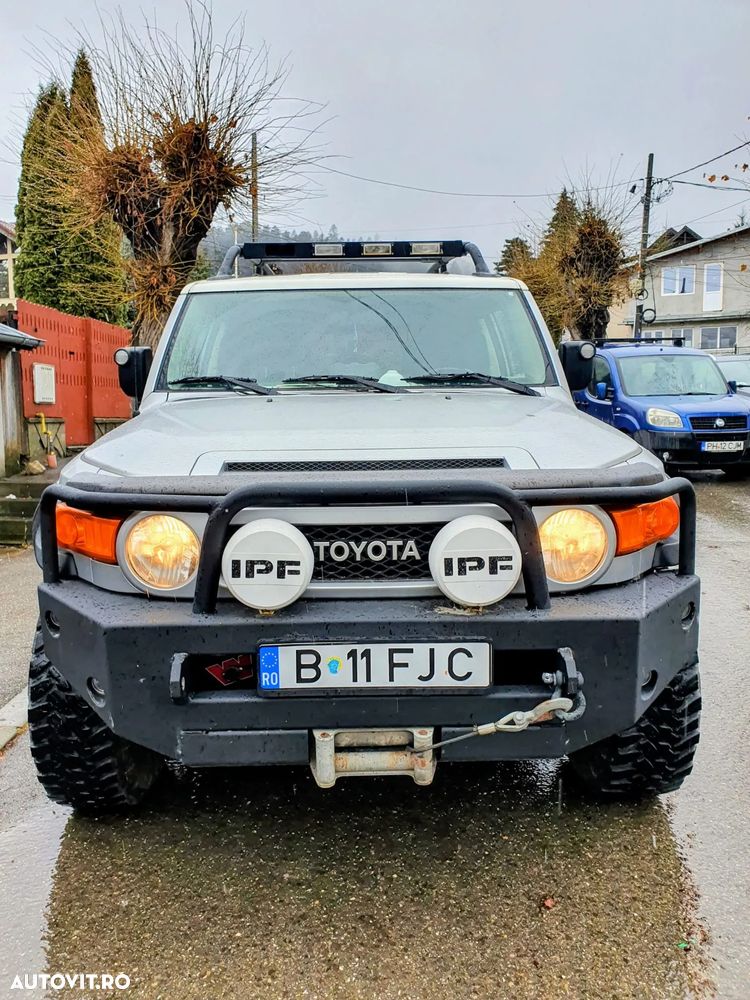 Toyota FJ - 1