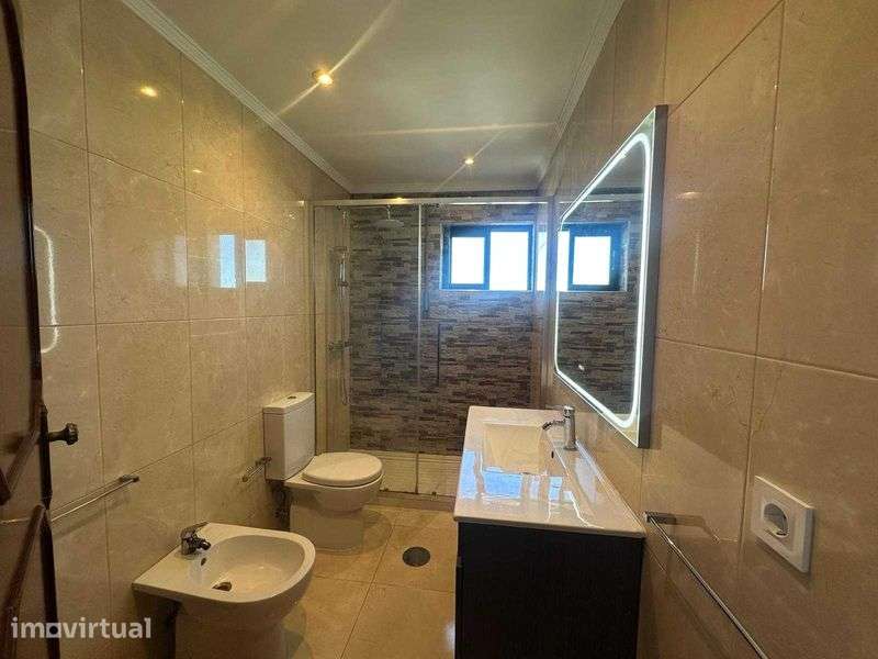 Apartamento T3 com Suite e Cozinha Equipada – Paços de Brandão - Grande imagem: 5/11