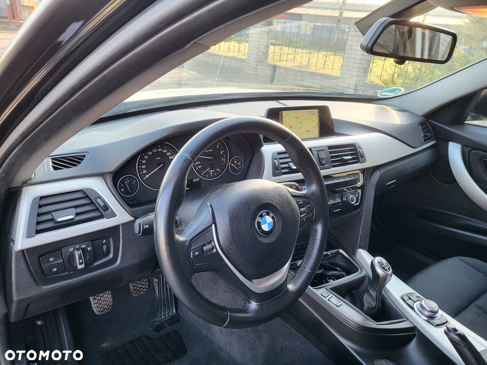 BMW Seria 3 318i Edition Luxury Line Purity - 19