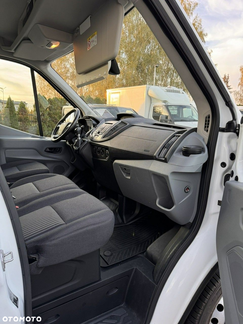 Ford Transit - 20