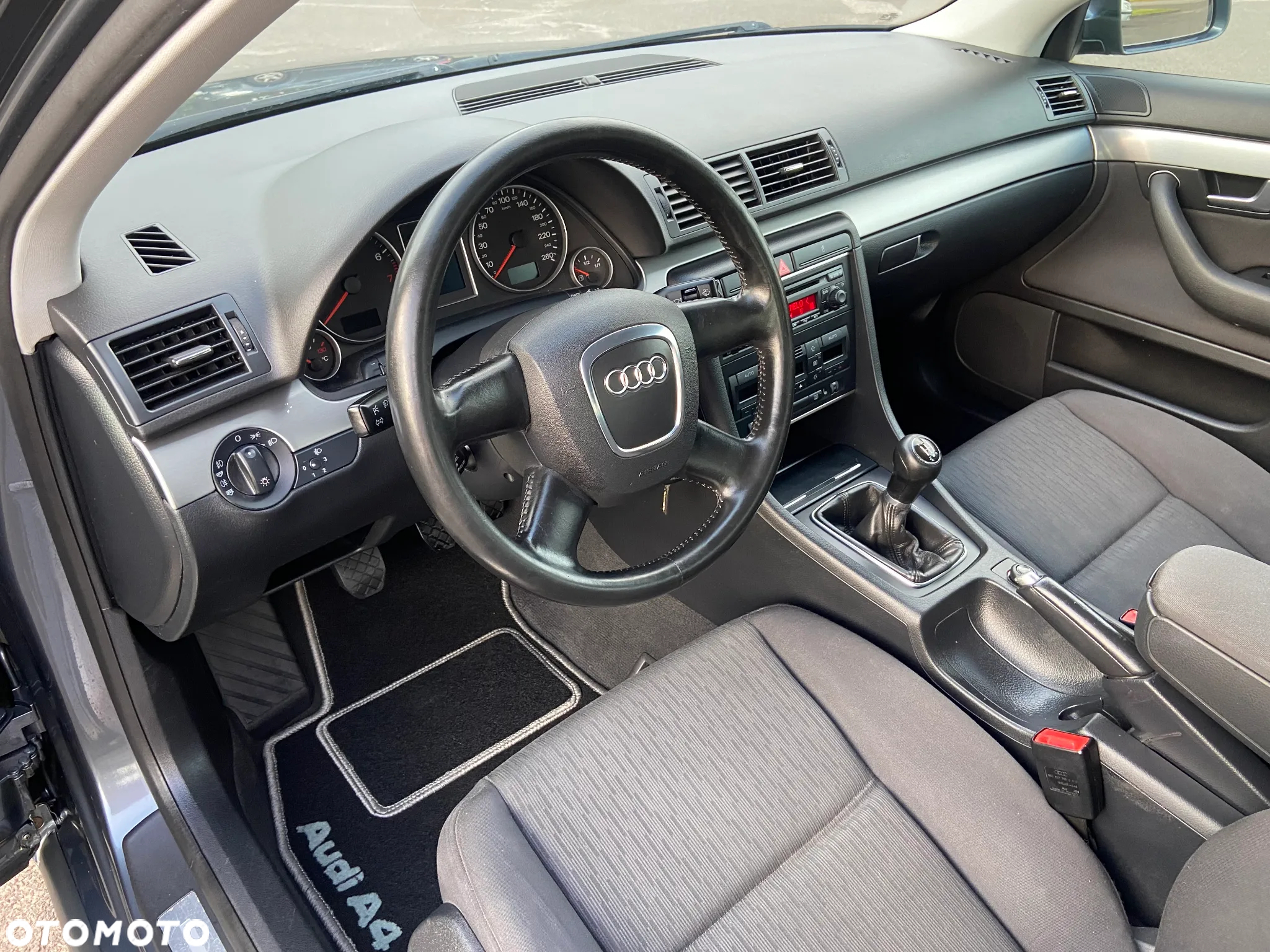 Audi A4 1.8 T - 5