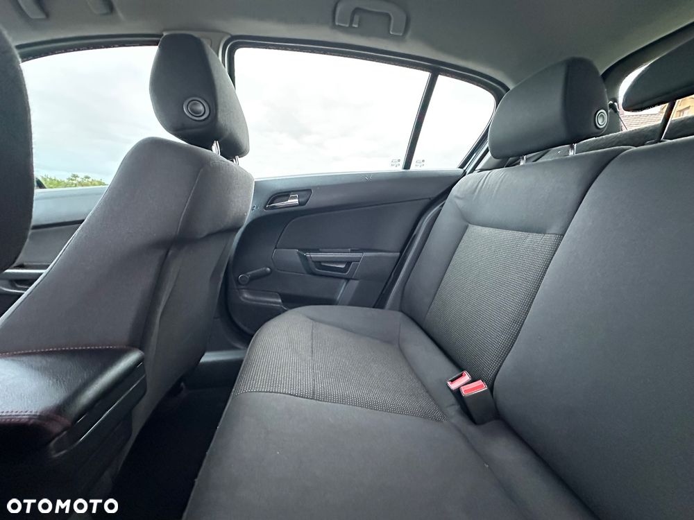 Opel Astra 1.4 Cosmo - 7