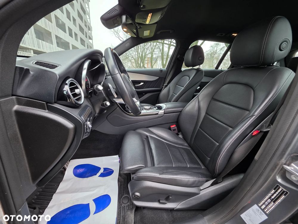 Mercedes-Benz GLC 250 4Matic 9G-TRONIC AMG Line - 5