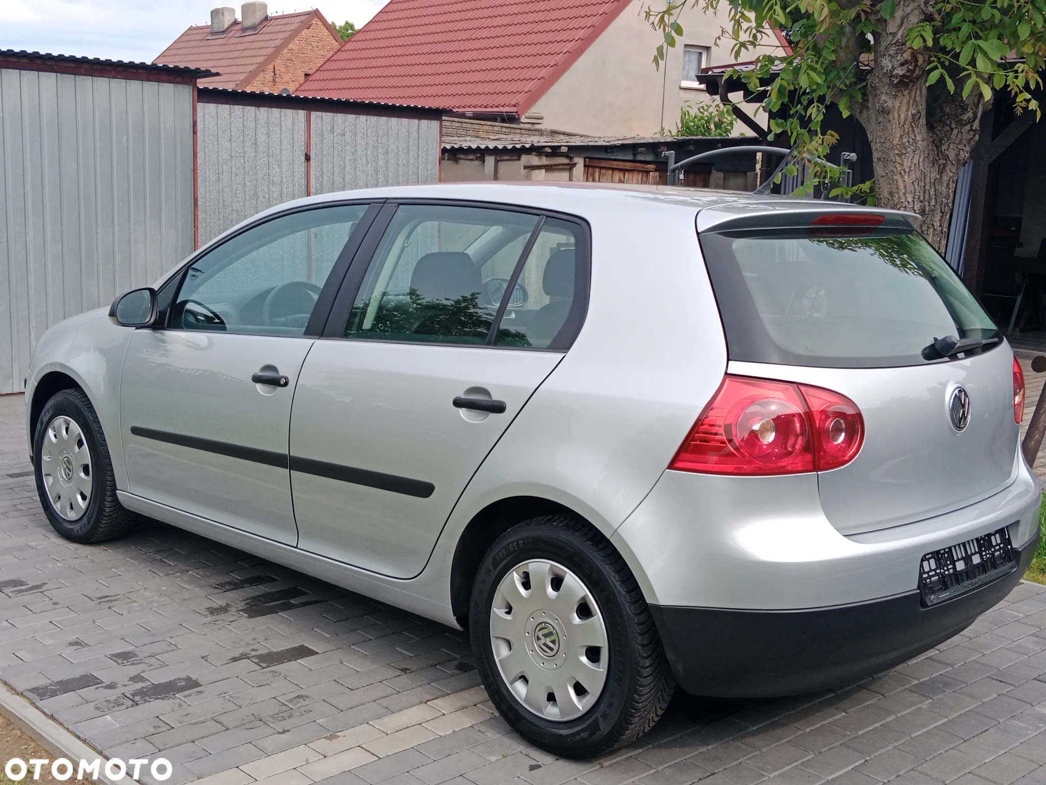 Volkswagen Golf - 3