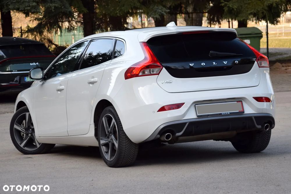 Volvo V40 D3 Geartronic Summum - 5