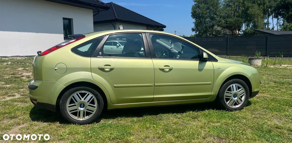 Ford Focus 1.6 16V Ghia - 7