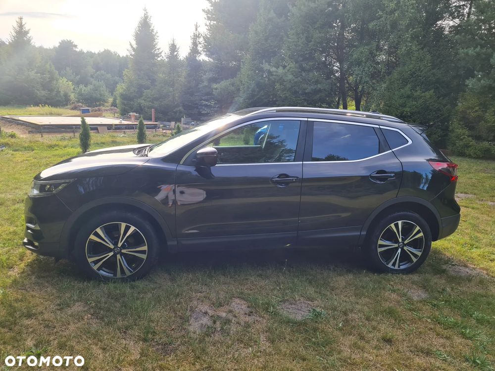 Nissan Qashqai 1.6 DIG-T N-Connecta - 1