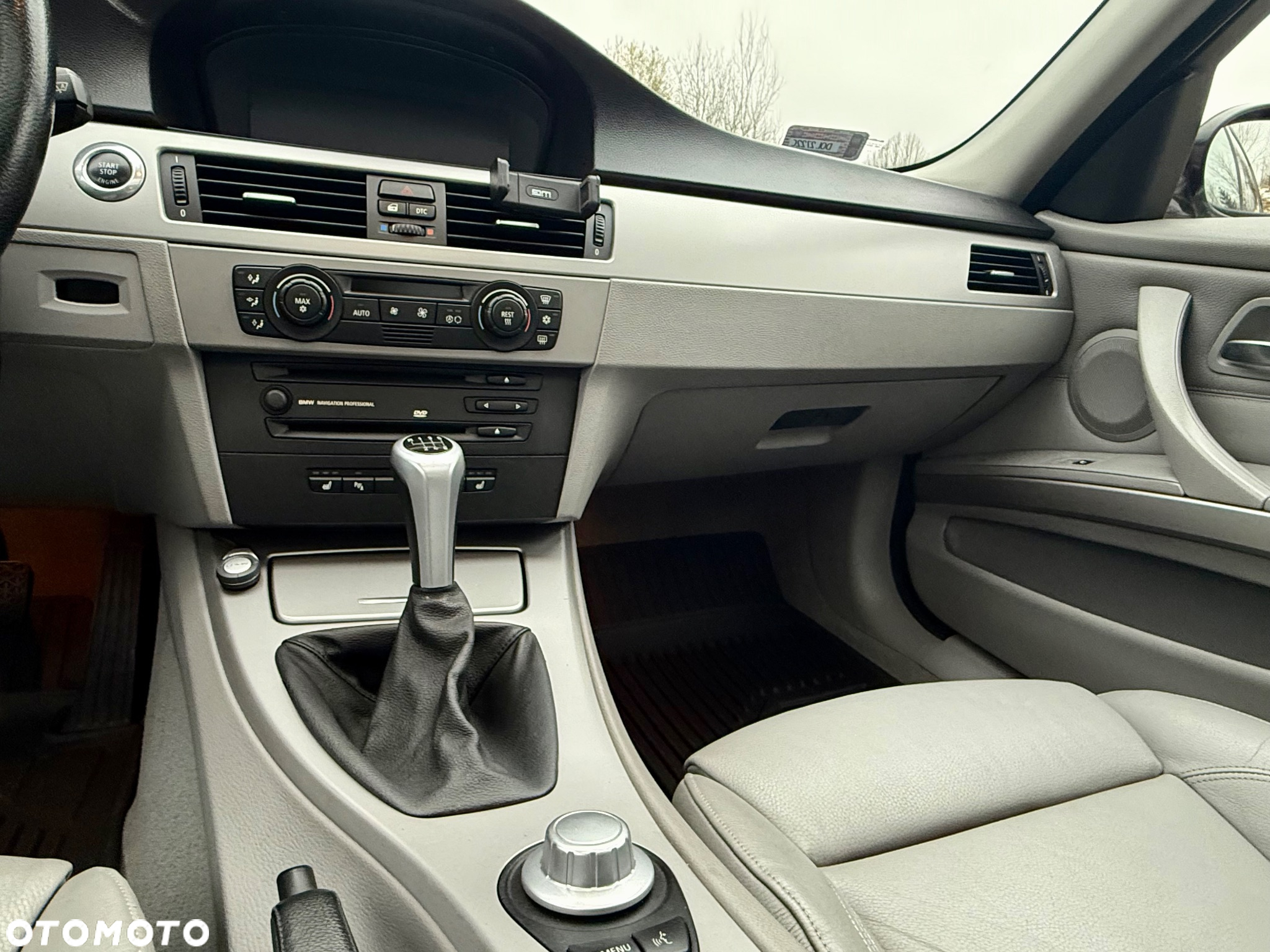 BMW Seria 3 325xi - 33