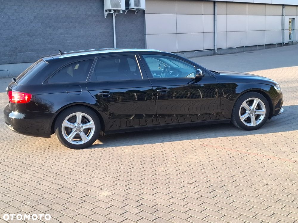 Audi A4 Avant 2.0 TDI DPF Ambition - 4