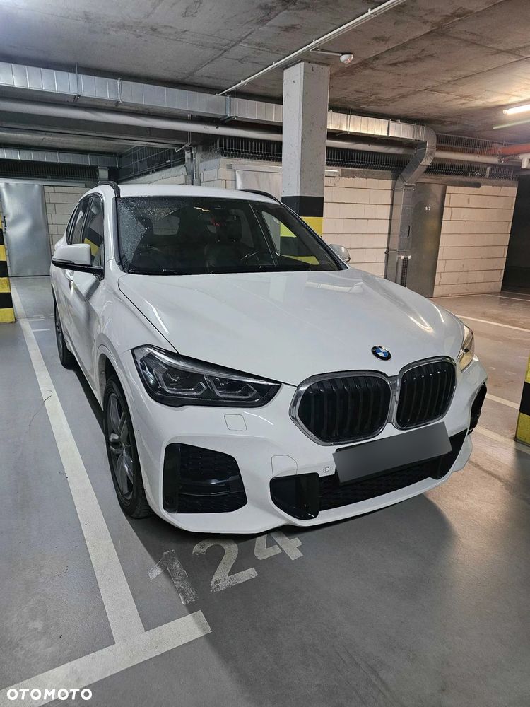 BMW X1 sDrive18i - 1