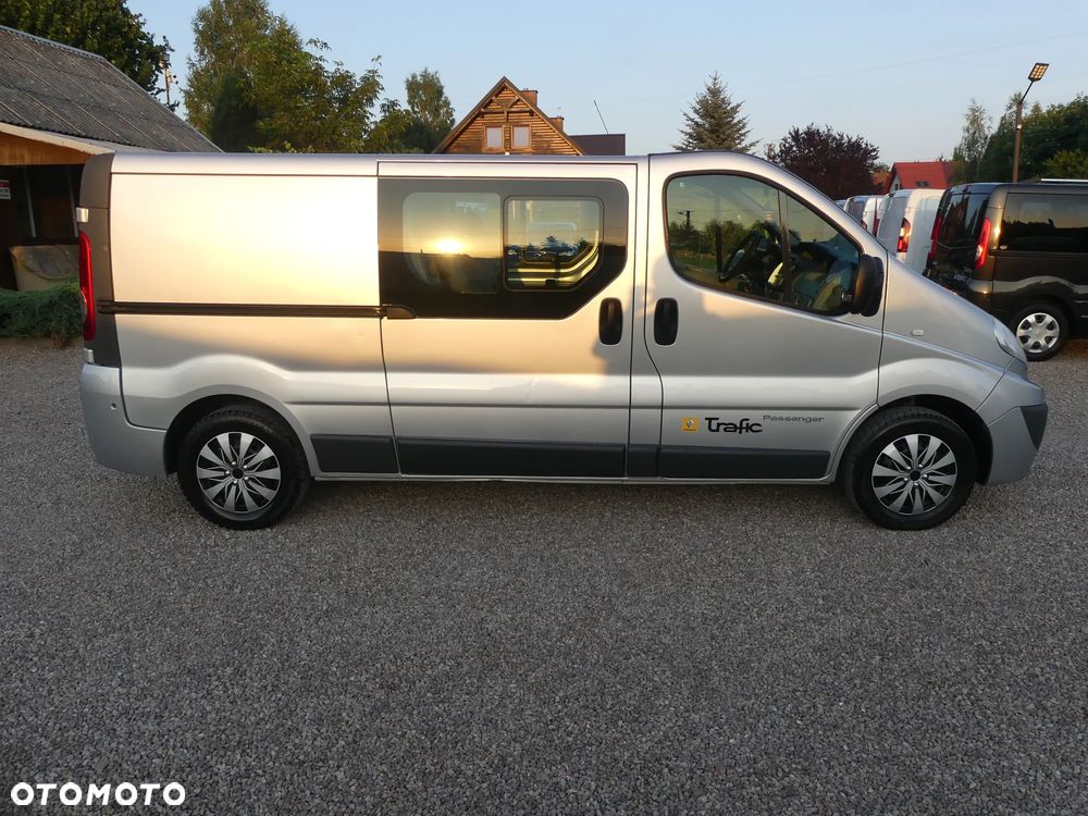 Renault TRAFIC - 4
