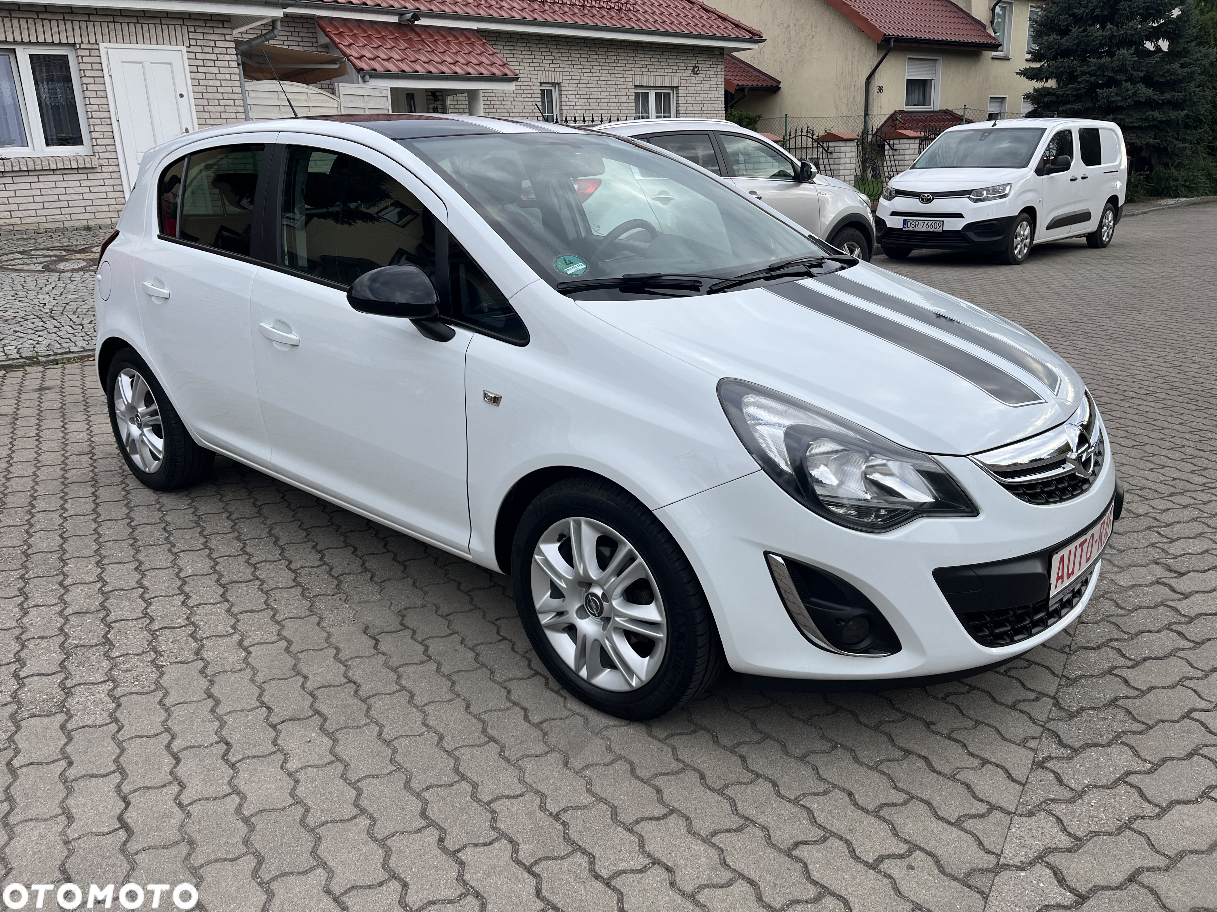 Opel Corsa 1.2 16V Edition 150 - 18