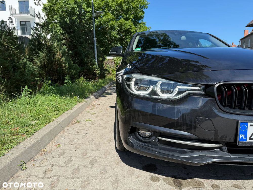 BMW Seria 3 320d Efficient Dynamics - 3