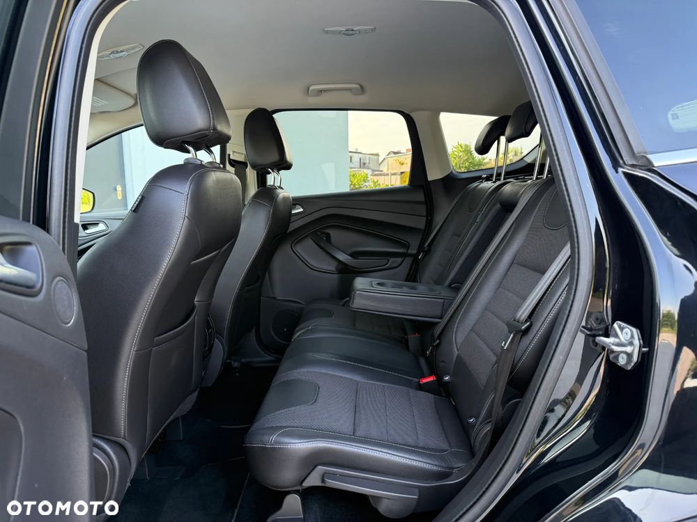 Ford Kuga - 30