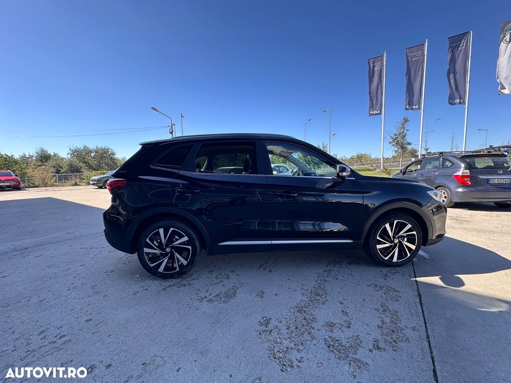 MG ZS HEV - 8