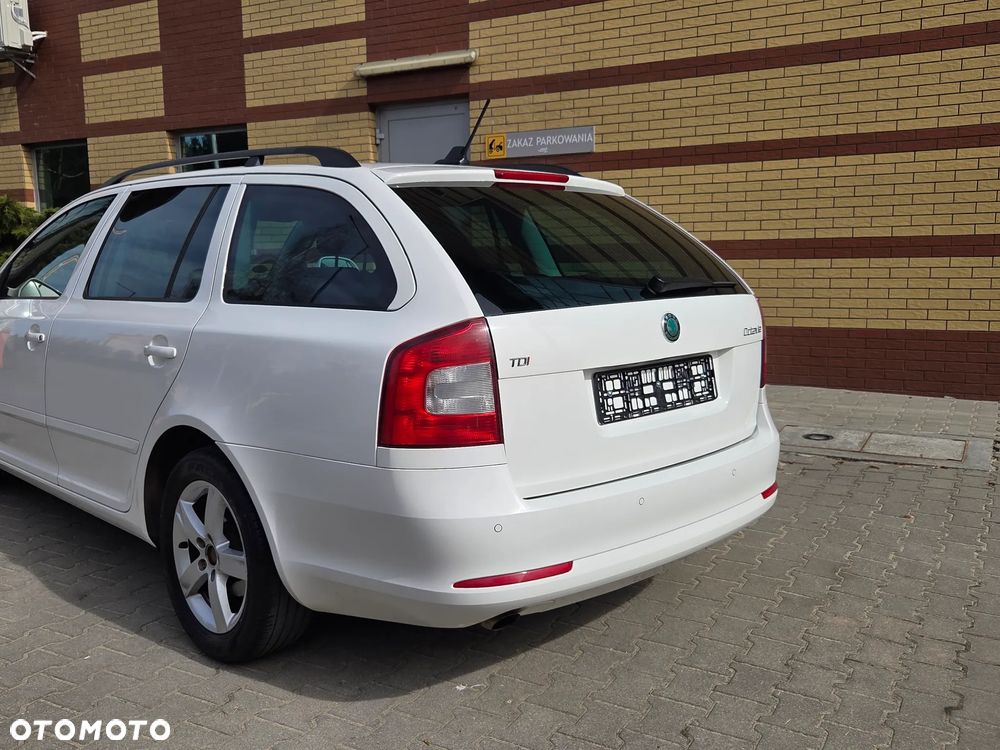 Skoda Octavia 2.0 TDI DPF Sport Edition - 13