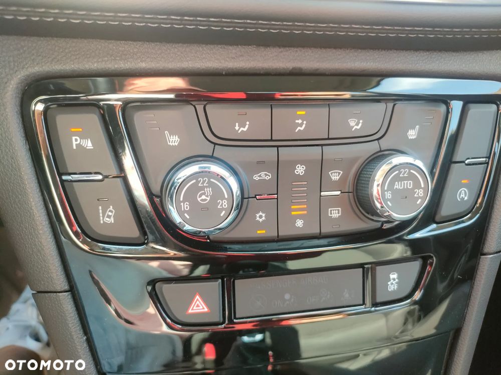 Opel Mokka X 1.6 CDTI Design Line S&S - 11