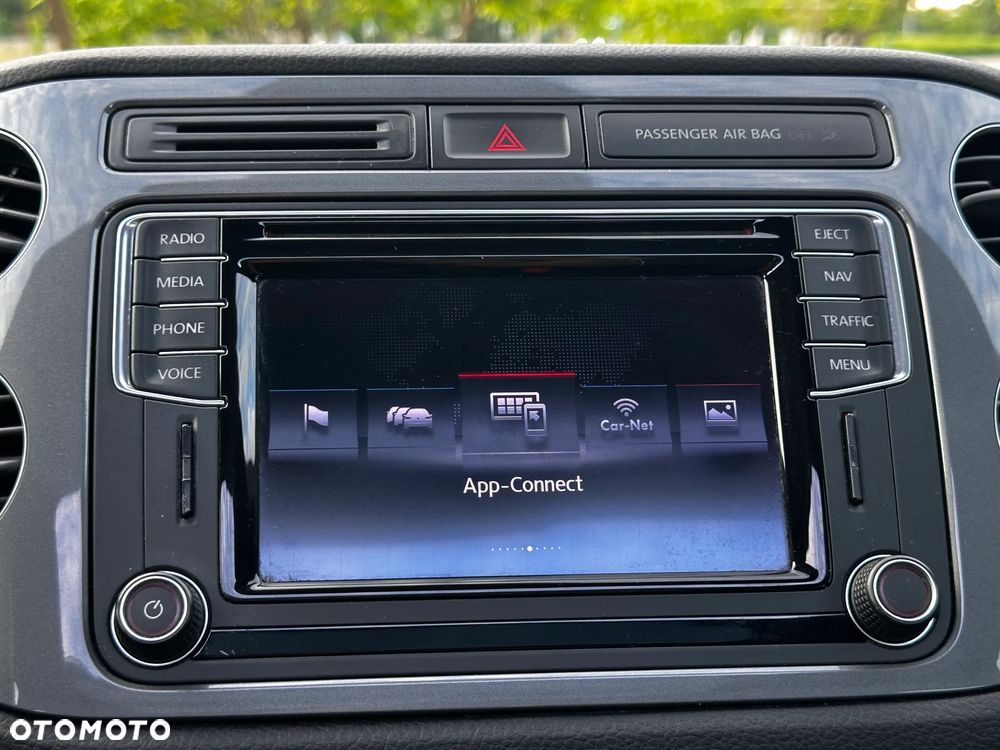 Volkswagen Tiguan 2.0 TDI SCR R-Line - 26