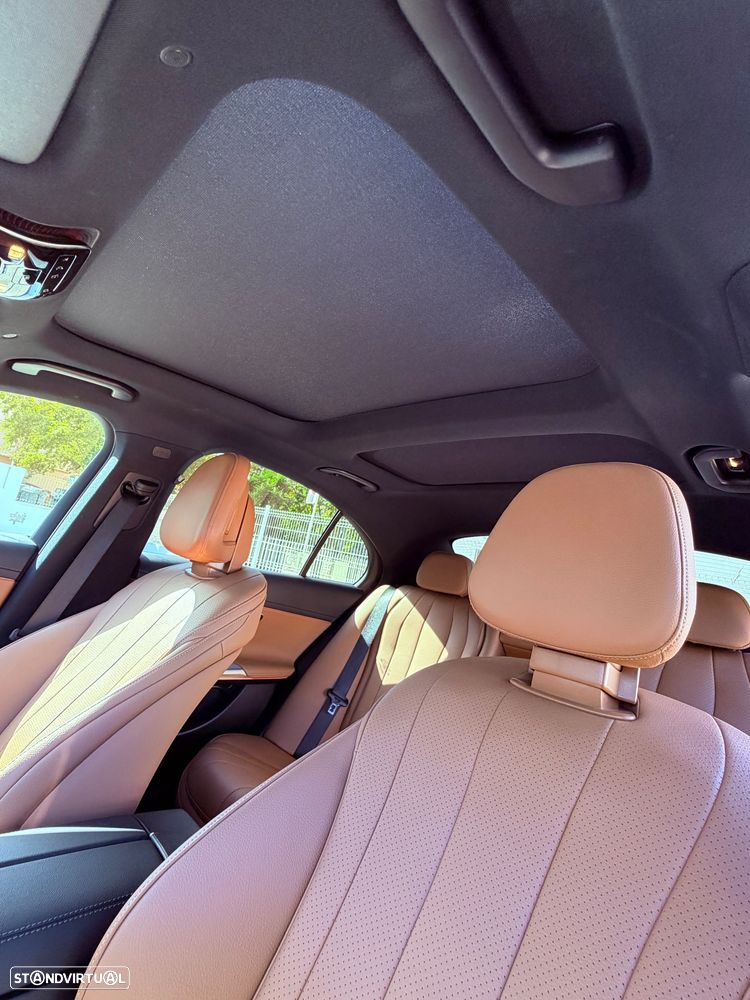 Mercedes-Benz E 220 d - 8