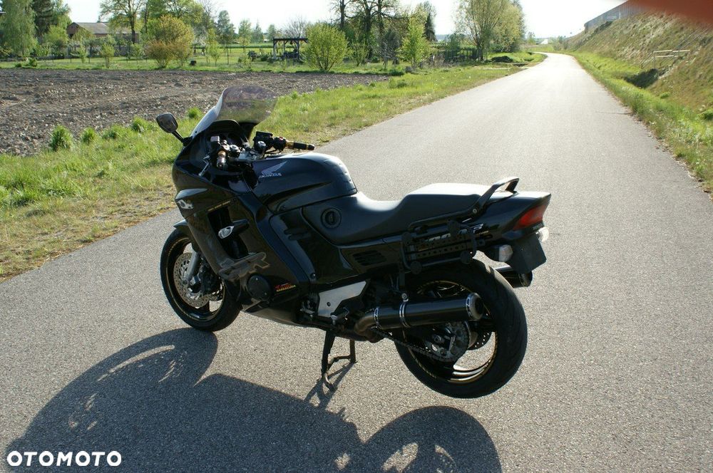 Honda CBR - 7
