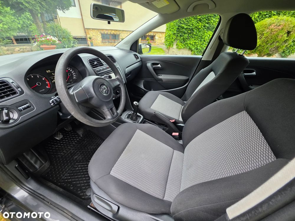 Volkswagen Polo - 12