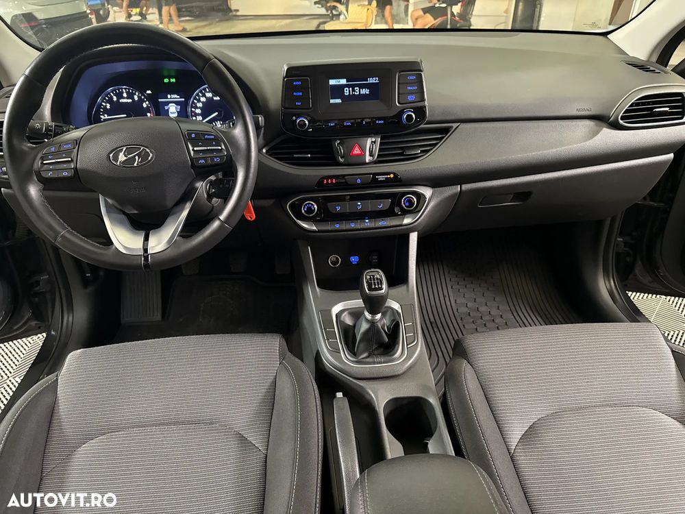 Hyundai i30 - 10