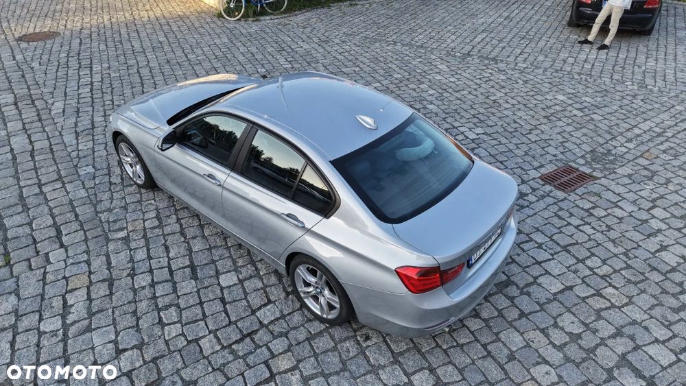 BMW Seria 3 ver-318d - 21