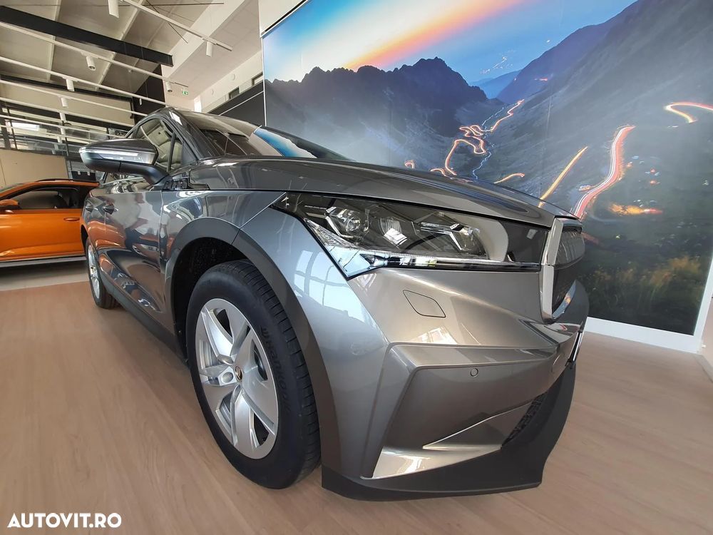 Skoda Enyaq iV Electric 60 - 3