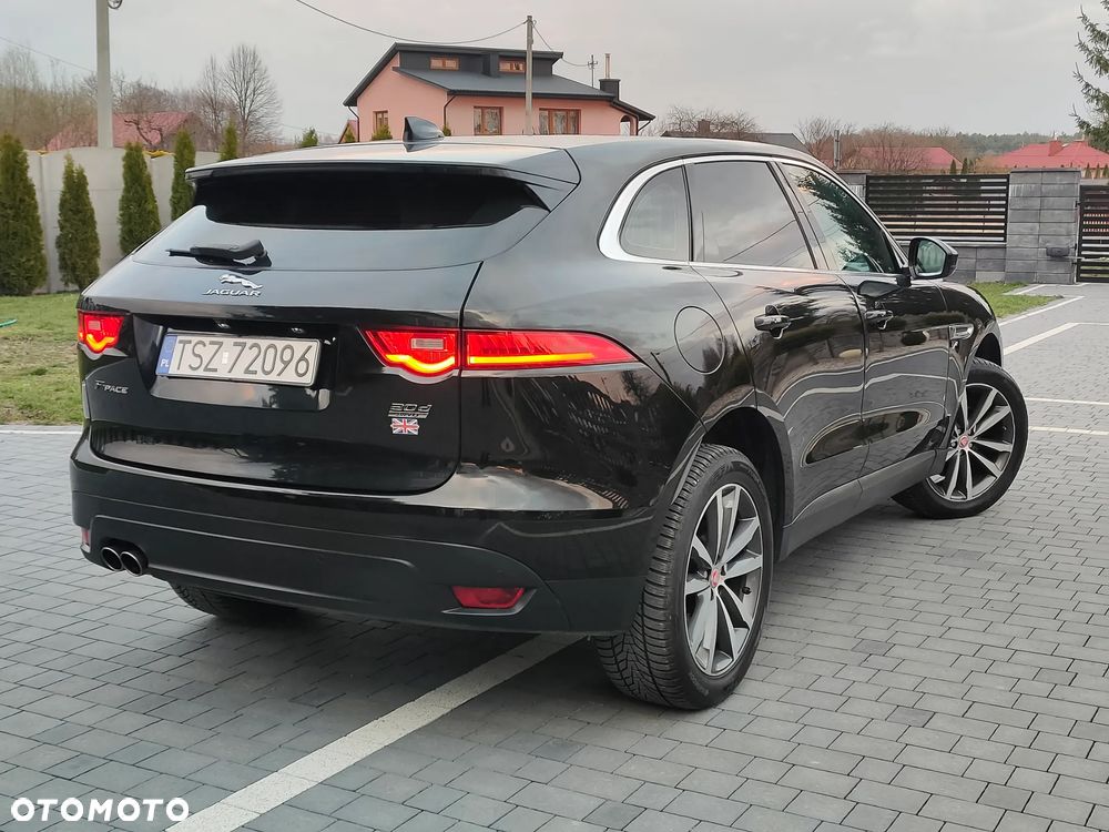 Jaguar F-Pace 2.0 i4D AWD Portfolio - 11