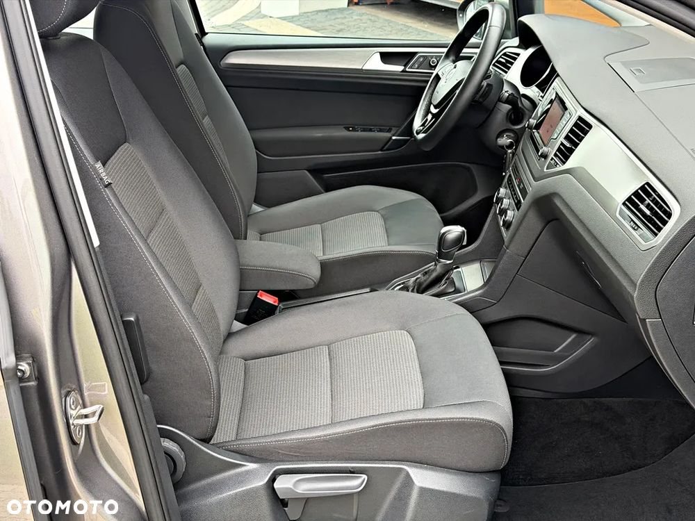 Volkswagen Golf 1.4 TSI BMT Comfortline DSG - 24