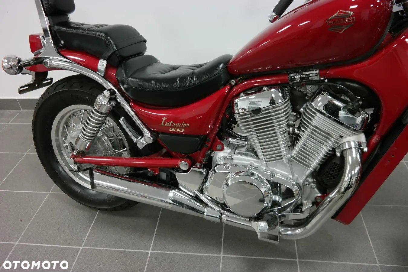 Suzuki Intruder - 2