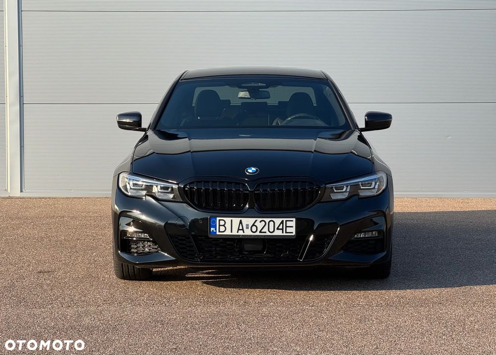 BMW Seria 3 320i xDrive M Sport Shadow sport - 6