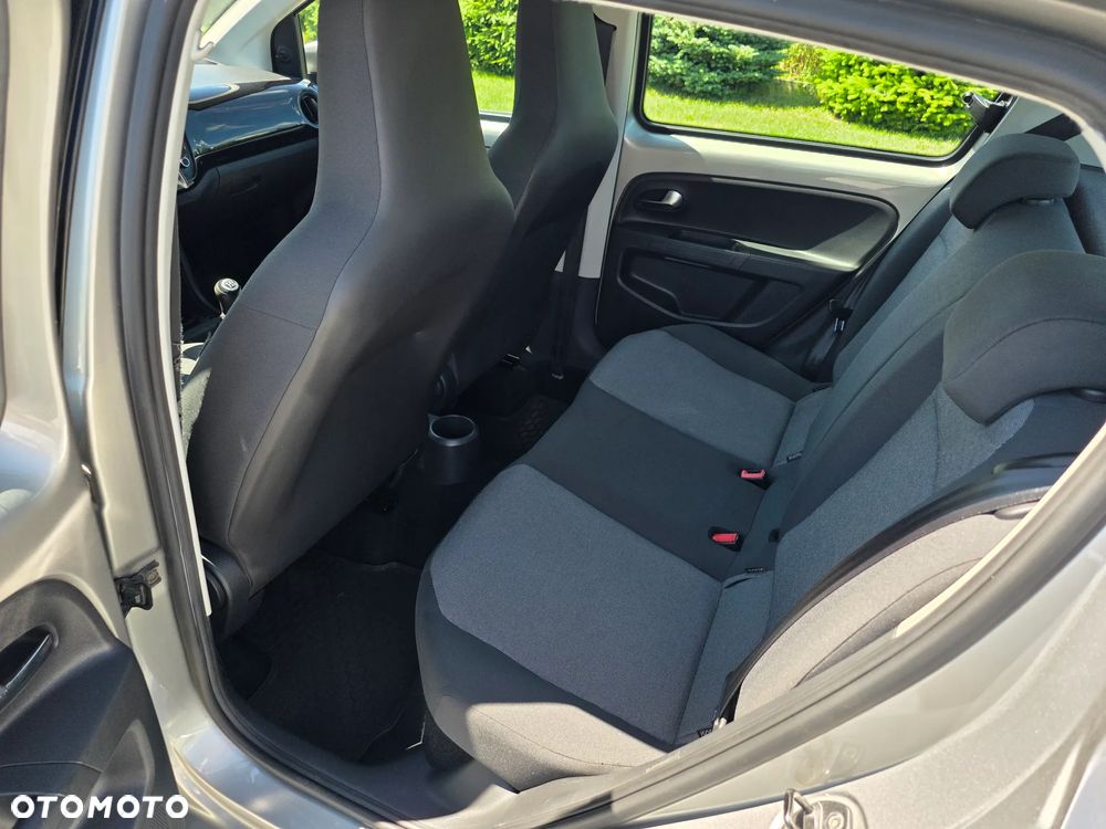 Volkswagen up! 1.0 move Perfectline - 15