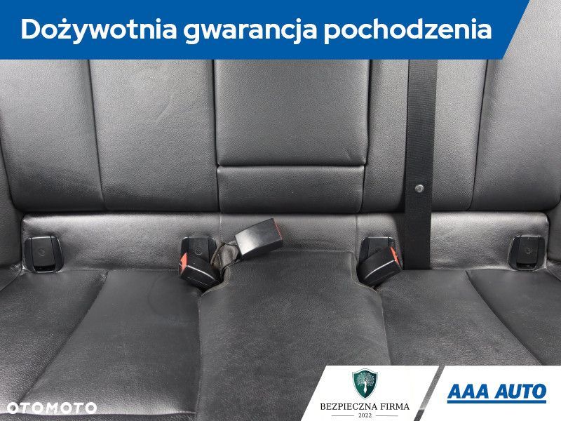 BMW Seria 1 - 12