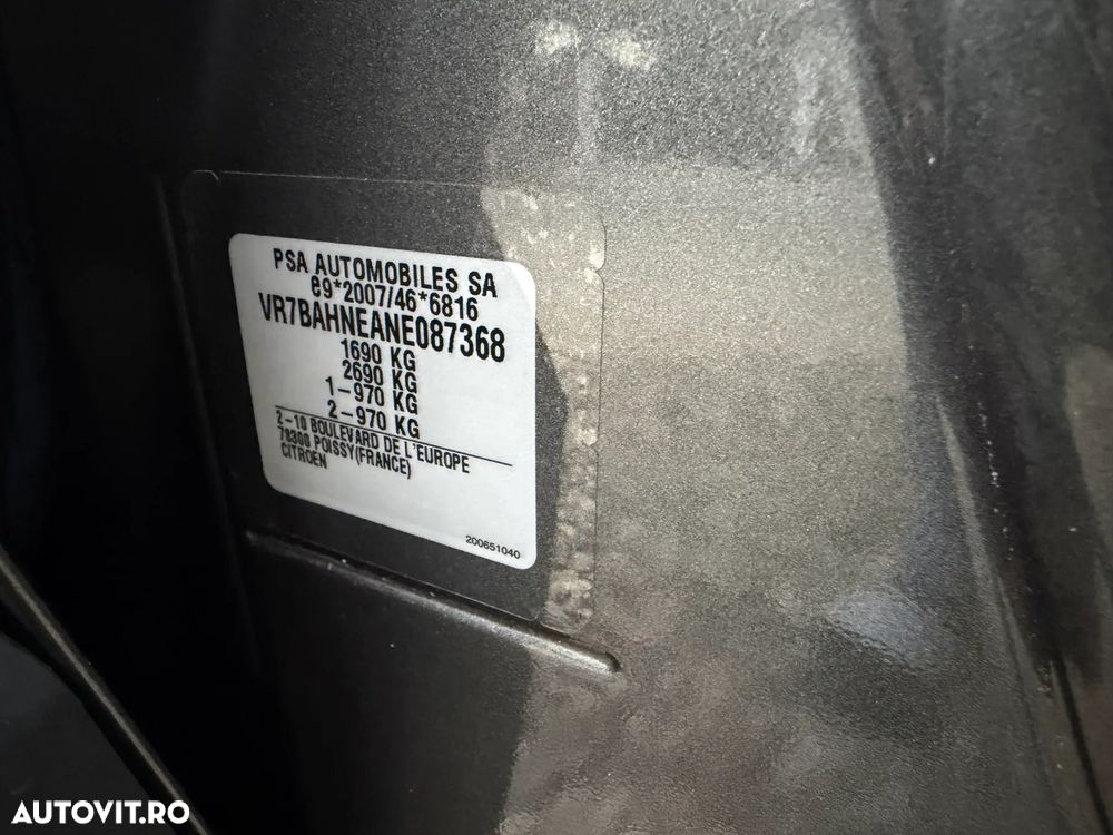 Citroën C4 PureTech 100 Stop&Start LIVE PACK - 10