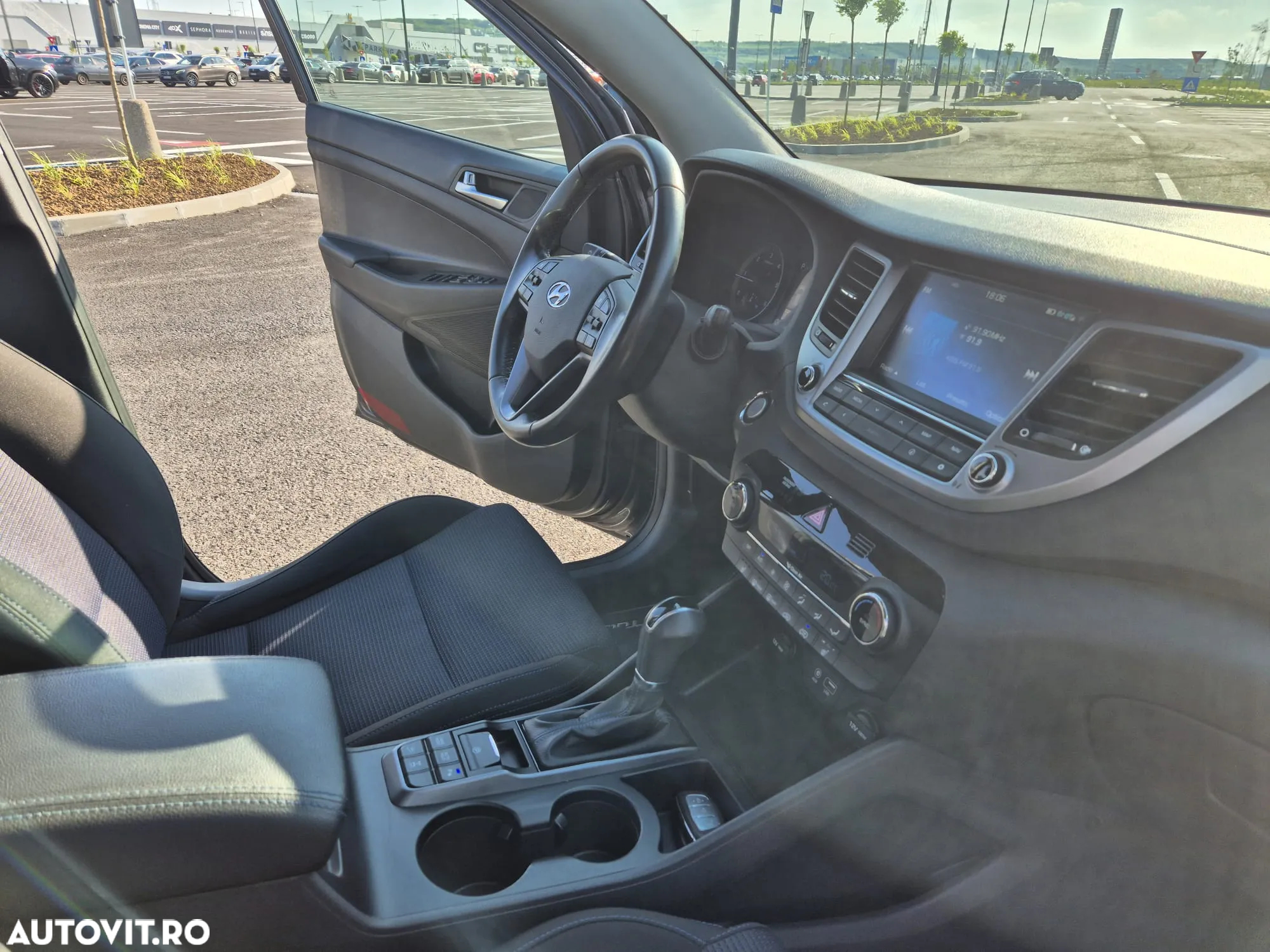Hyundai Tucson 2.0 CRDI 4WD Automatik Advantage - 10