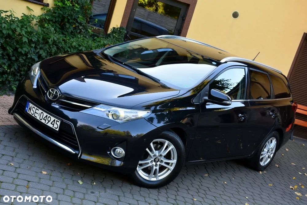 Toyota Auris 1.6 Valvematic Comfort - 17