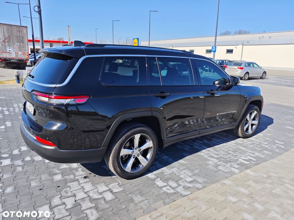 Jeep Grand Cherokee - 8