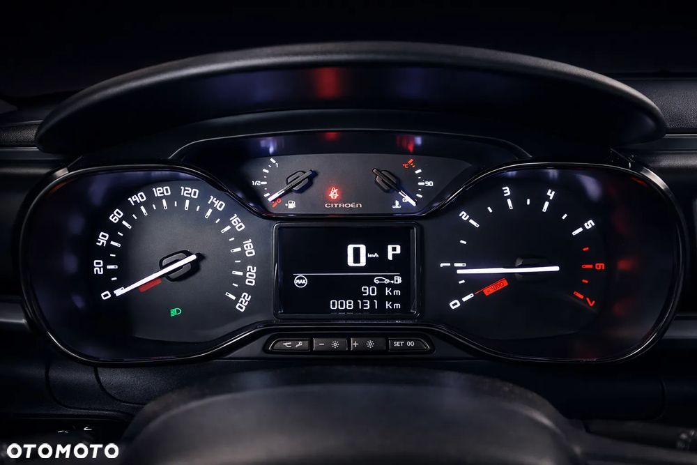 Citroën C3 1.2 PureTech Shine EAT6 - 11