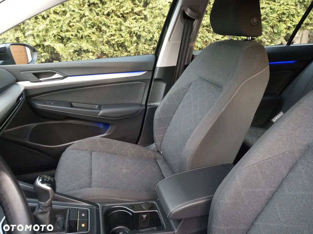 Volkswagen Golf 2.0 TDI Life - 29