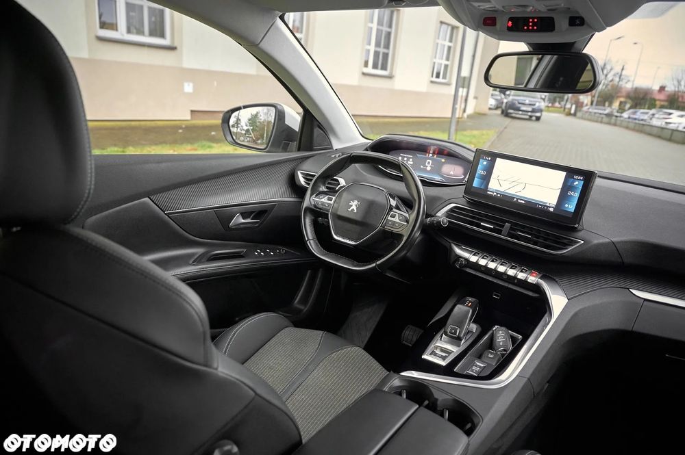 Peugeot 5008 BlueHDi 130 EAT8 Allure Pack - 32