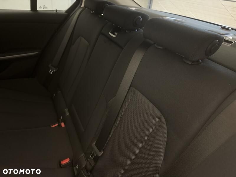 BMW Seria 3 320i sport - 20