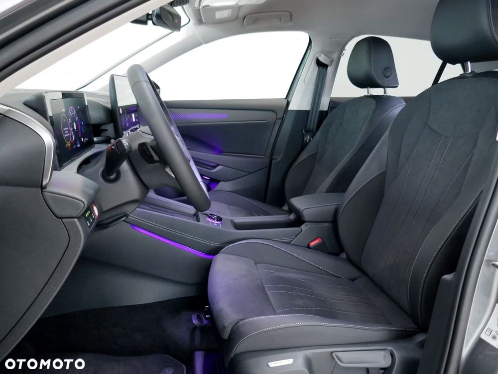Volkswagen T-Roc 1.5 eTSI OPF DSG Style - 10