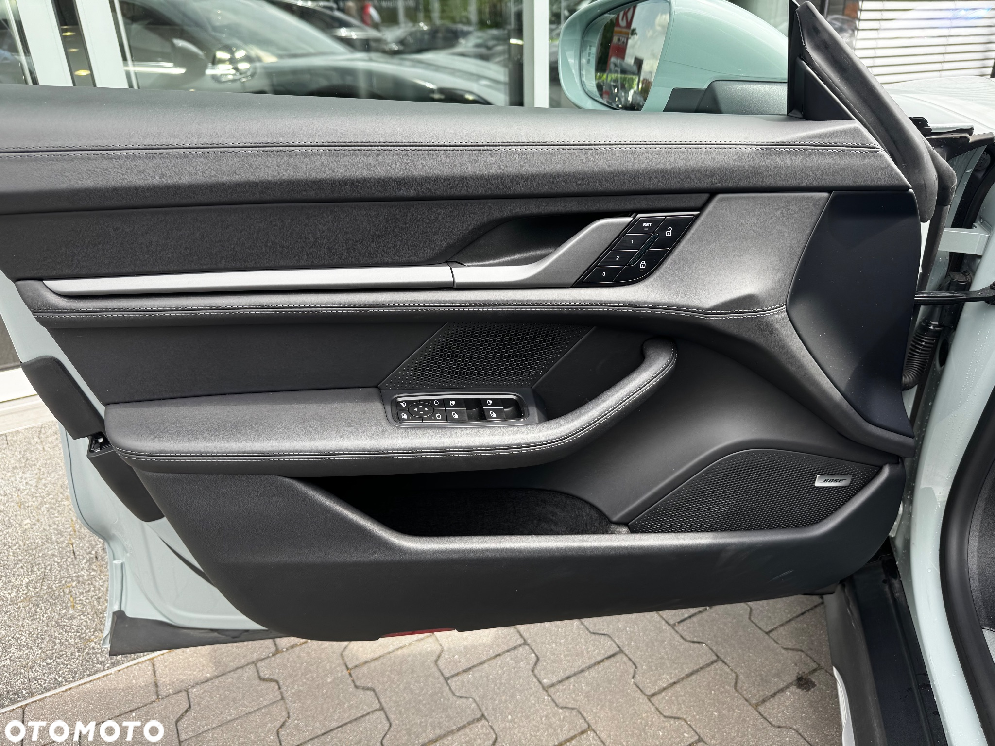 Porsche Taycan 105kWh 4S Cross Turismo - 18