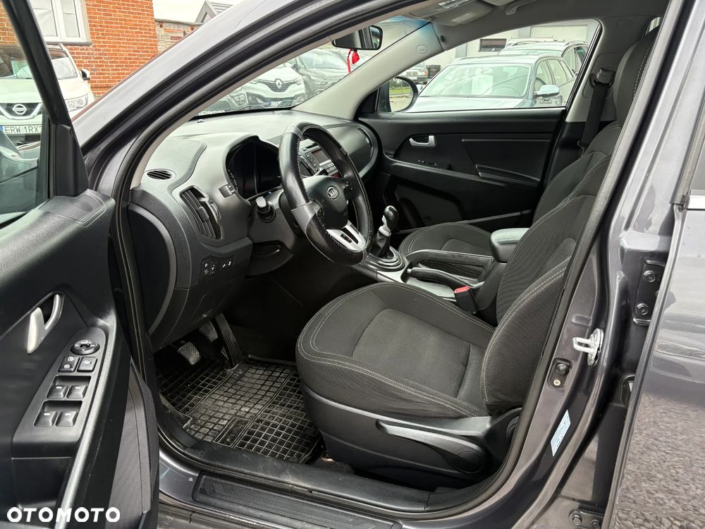 Kia Sportage 1.7 CRDI 2WD Attract - 9