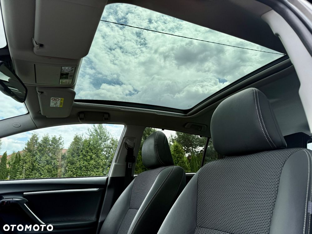 Toyota Verso 1.8 Prestige MS EU6 - 30