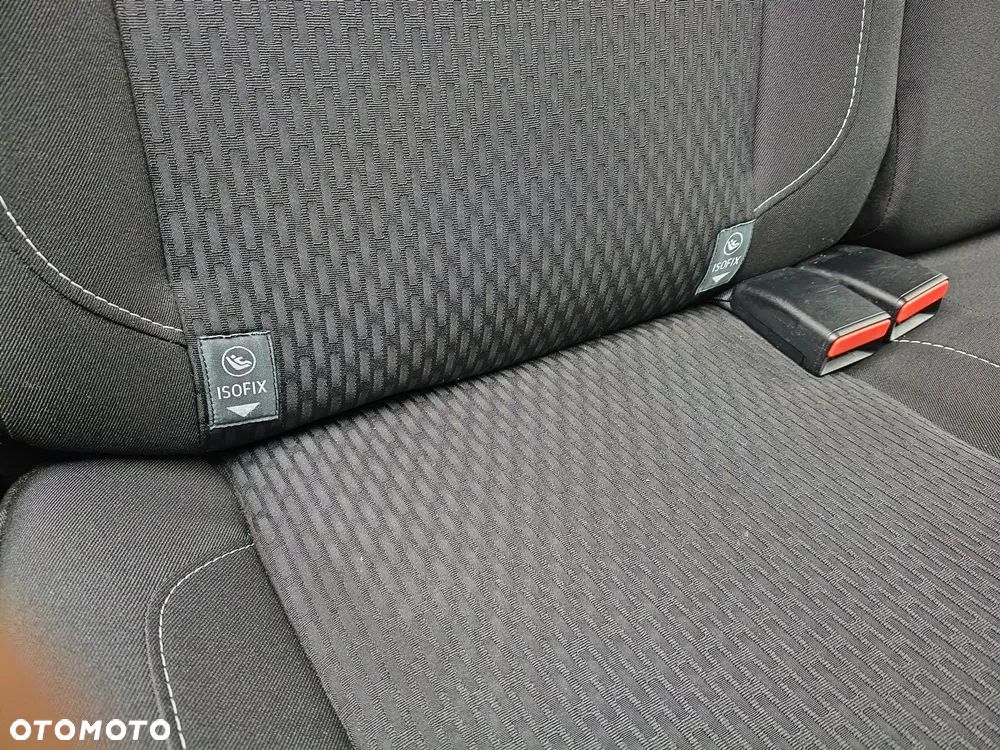 Dacia Logan TCe 90 S&S Laureate - 29